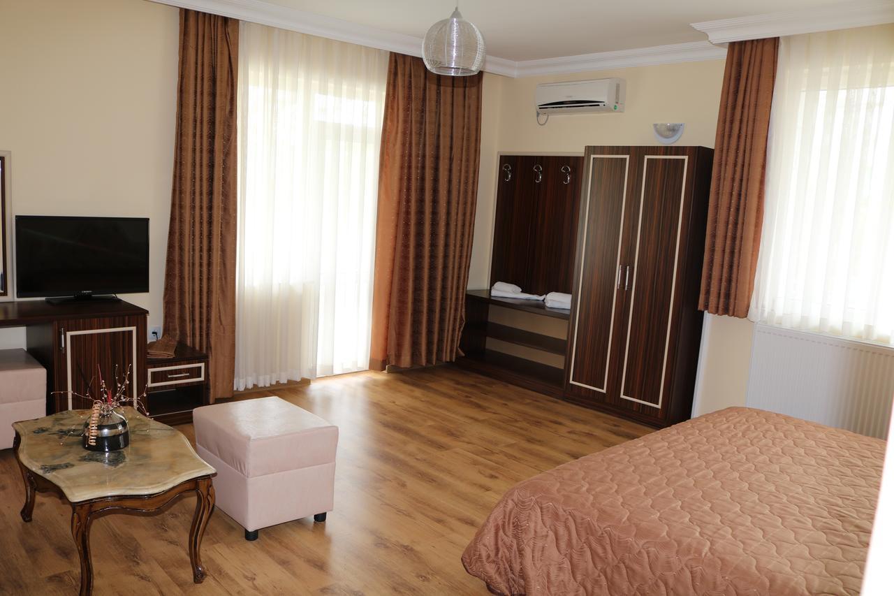Hotel Arda Kŭrdzhali エクステリア 写真